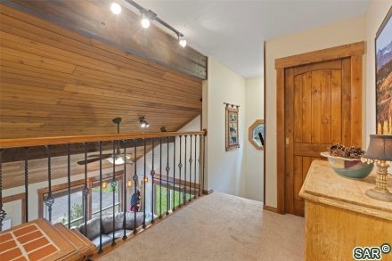 39 New England Dr photo 29