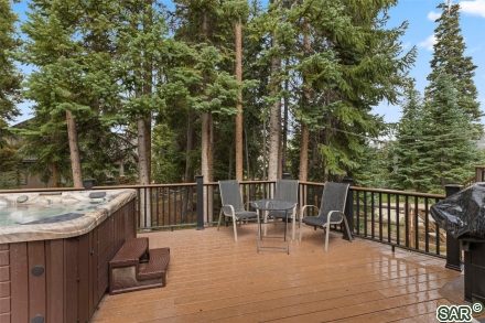 39 New England Dr photo 35