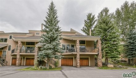 Duplex in Enclave At Keystone Mountain Condo, Keystone, CO — photo 2 (MLS S375672)