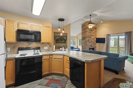 1507 Point Dr photo 17
