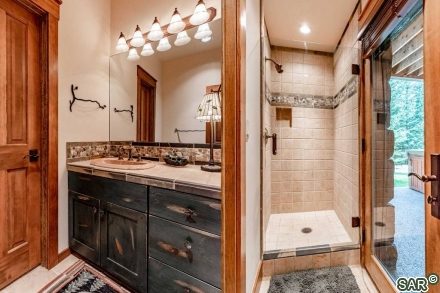 53 Riverwood Drive photo 32