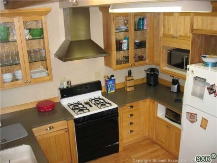 101 Reliance Dr photo 4
