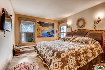 Condo in Snowdance Manor Condo, Keystone, CO — photo 6 (MLS S375767)