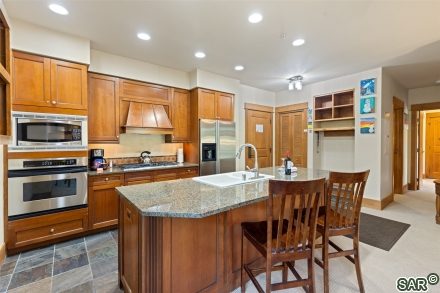 280 Trailhead Drive 3014 photo 15