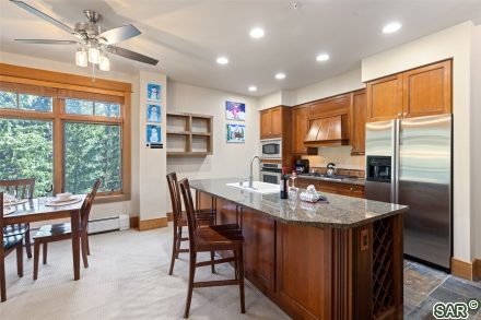 280 Trailhead Drive 3014 photo 16