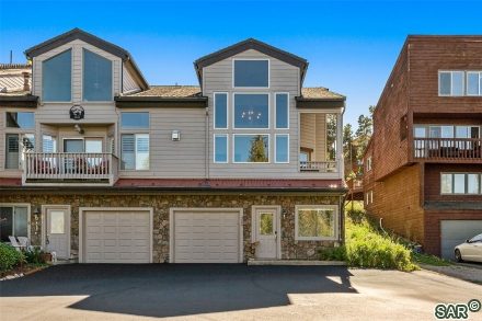 Townhome in 4000 Silverheels Drive, Silverthorne, CO — photo 2 (MLS S375908)