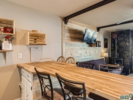 401 W La Bonte St photo 13