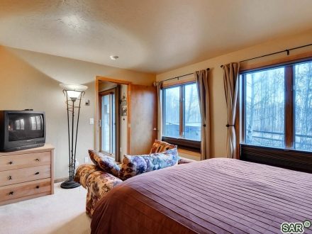 1512 Point Dr photo 18