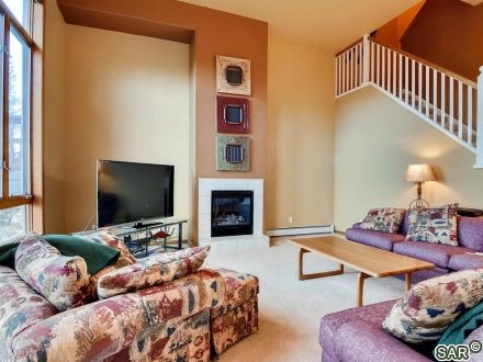 1512 Point Dr photo 8