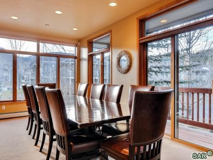 1512 Point Dr photo 9