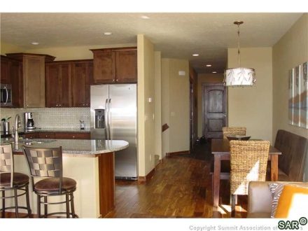 Townhome in Rolling Ridge Townhomes, Wildernest — photo 4 Townhome in Rolling Ridge Townhomes, Wildernest, CO — photo 4 (MLS S376054)