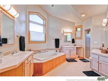 1704 Red Hawk Rd photo 10