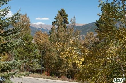 Condo in Silver Queen West Condo, Silverthorne — photo 3 Condo in Silver Queen West Condo, Silverthorne, CO — photo 3 (MLS S376104)