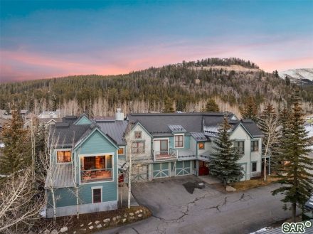 Condo in Main Street Junction, Breckenridge — photo 1 Condo in Main Street Junction, Breckenridge, CO — photo 1 (MLS S376157)
