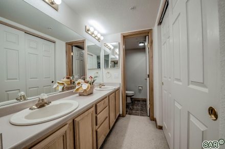 980 Lakepoint Dr photo 23