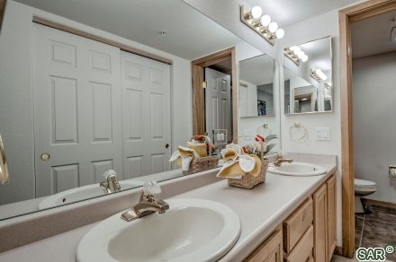 980 Lakepoint Dr photo 24