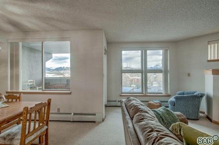 980 Lakepoint Dr photo 9