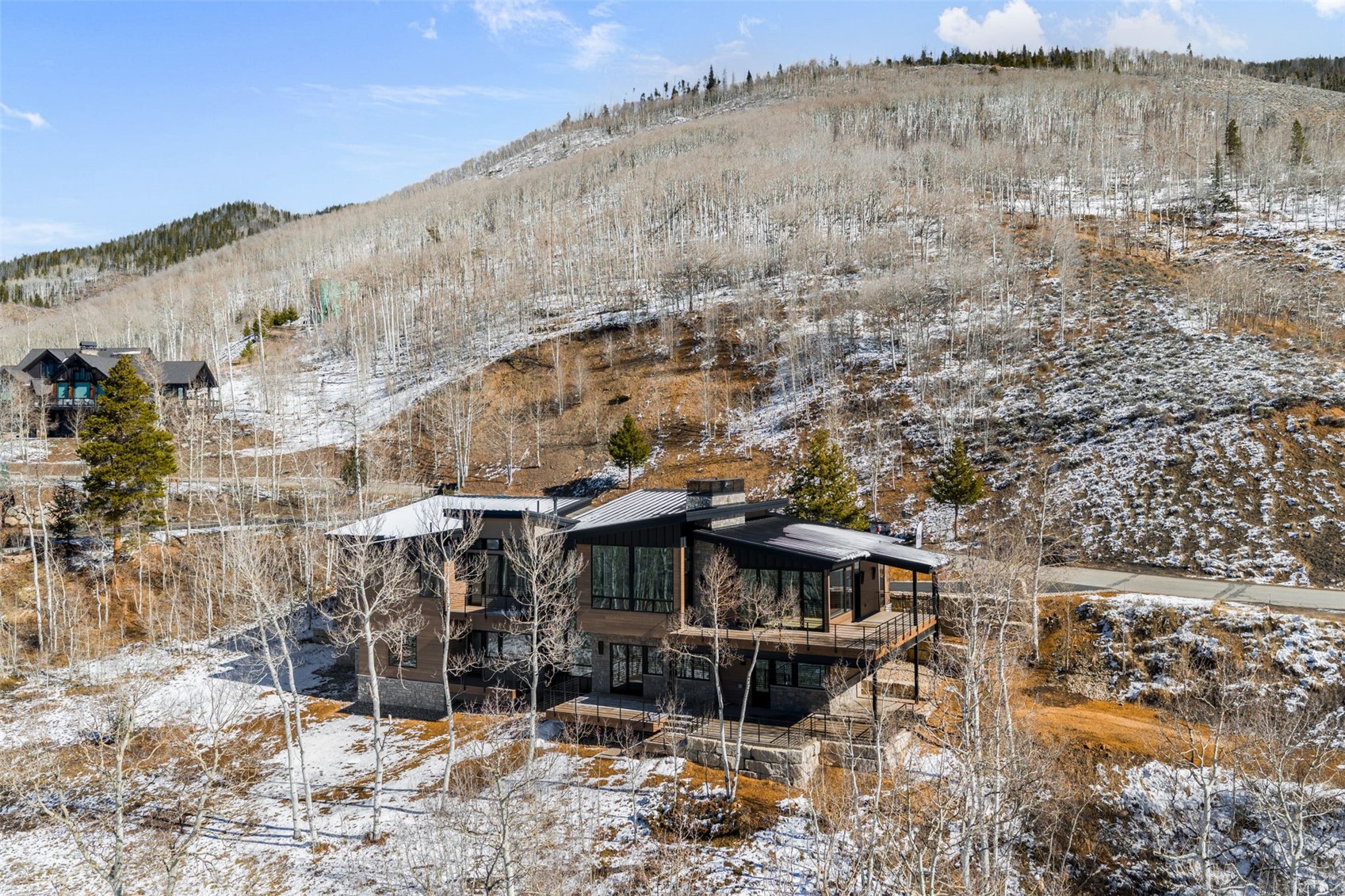 530 Lakeview Cir, Silverthorne, CO — main photo
