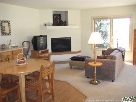 412 Galena St photo 13