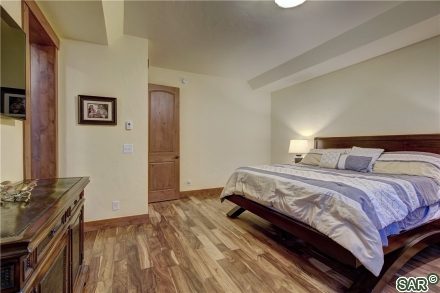 95 Riverside Place photo 18