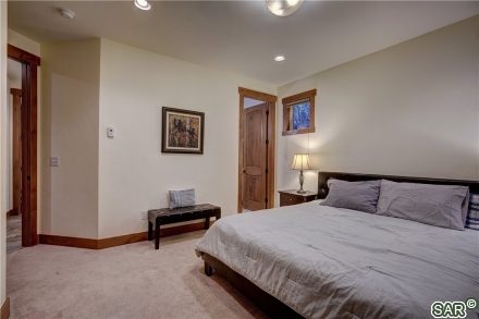 95 Riverside Place photo 25