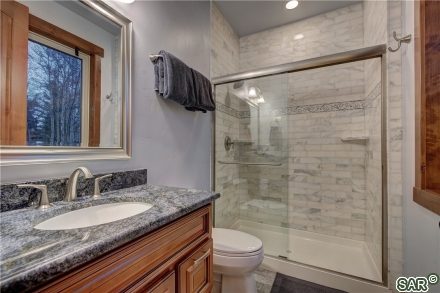 95 Riverside Place photo 26