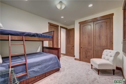 95 Riverside Place photo 28