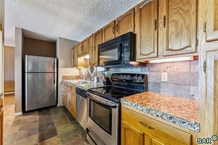 72 Corinthian Cir photo 9