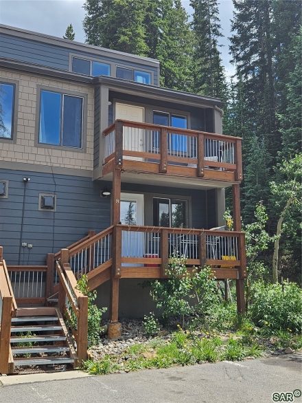 Townhome in Baldy Mtn Townhomes, Breckenridge — photo 1 Townhome in Baldy Mtn Townhomes, Breckenridge, CO — photo 1 (MLS S376375)