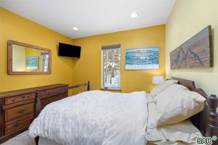 20 Uneva Place 102 photo 14