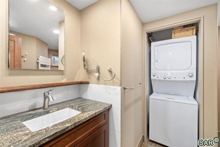 20 Uneva Place 102 photo 19