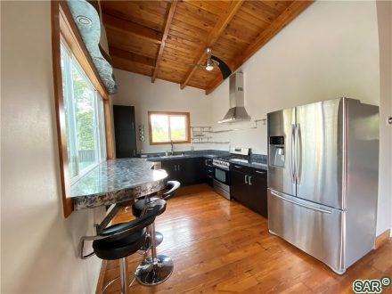28 Lakeview Ave photo 11