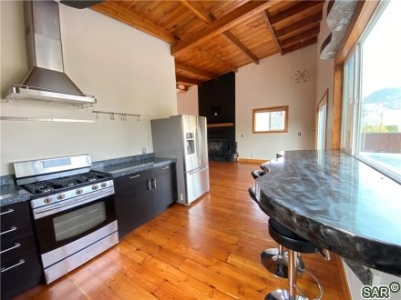 28 Lakeview Ave photo 8