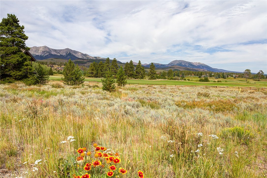 332 Lake Edge Dr, Breckenridge, CO — main photo