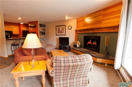 Condo in Montezuma Condo, Keystone — photo 5 Condo in Montezuma Condo, Keystone, CO — photo 5 (MLS S376435)