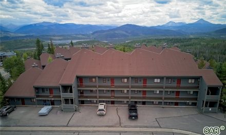 Condo in Snowscape Condo, Silverthorne — photo 1 Condo in Snowscape Condo, Silverthorne, CO — photo 1 (MLS S376485)