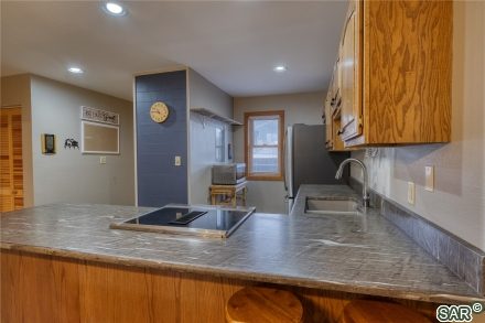 Condo in Snowscape Condo, Silverthorne — photo 2 Condo in Snowscape Condo, Silverthorne, CO — photo 2 (MLS S376485)