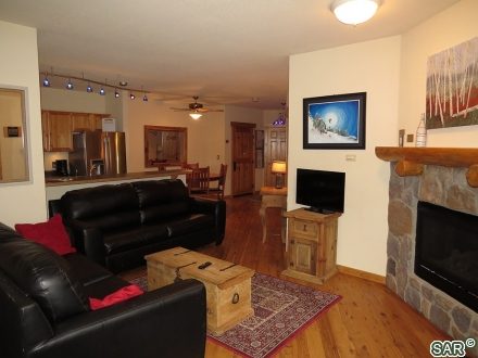 Condo in Tenderfoot Lodge, Keystone — photo 2 Condo in Tenderfoot Lodge, Keystone, CO — photo 2 (MLS S376531)