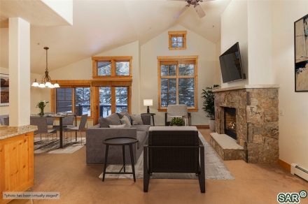 Townhome in Mountain Thunder Townhomes, Breckenridge — photo 4 Townhome in Mountain Thunder Townhomes, Breckenridge, CO — photo 4 (MLS S376591)