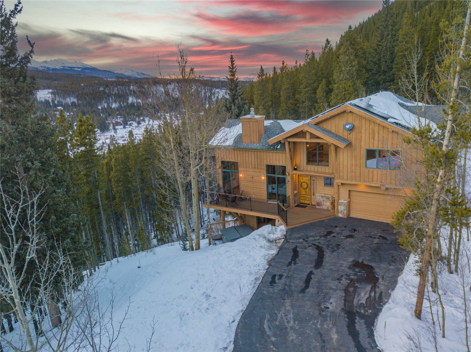 61 Coronet Dr, Blue River, CO — main photo