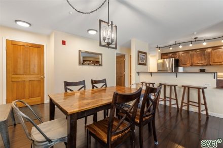 293 Pelican Circle 1807 photo 13