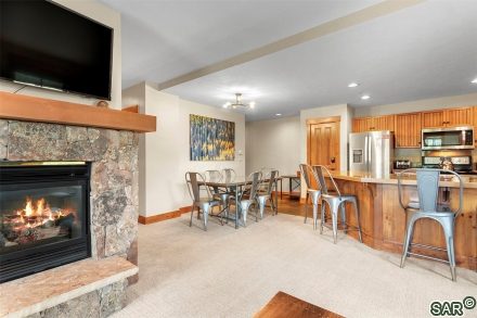 35 Mountain Thunder Drive 5405 photo 9