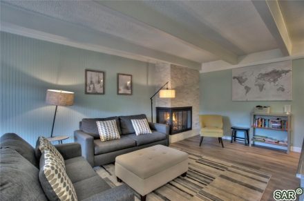 Condo in Ski And Racquet Club Condo, Breckenridge — photo 4 Condo in Ski And Racquet Club Condo, Breckenridge, CO — photo 4 (MLS S376726)