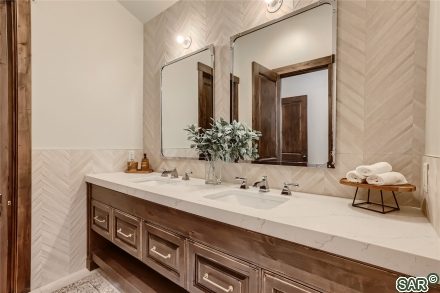 536 Beeler Pl photo 20