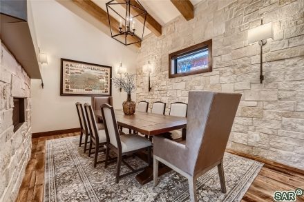 536 Beeler Pl photo 7