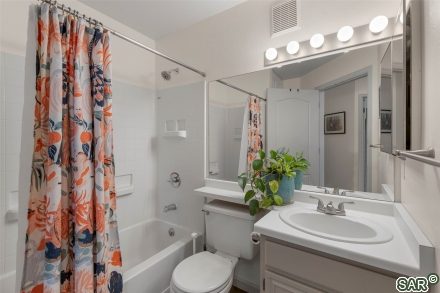 1501 Point Dr photo 17