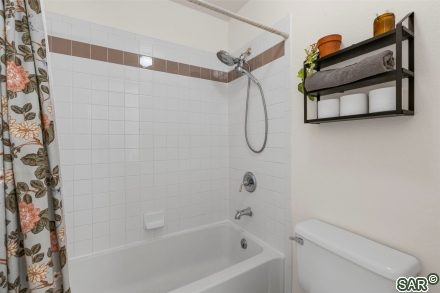 1501 Point Dr photo 18