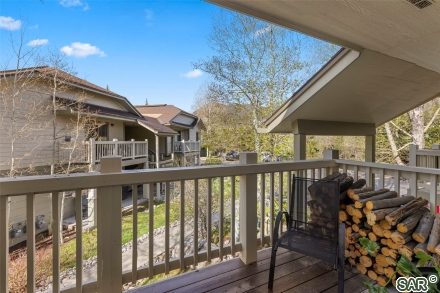 1501 Point Dr photo 19