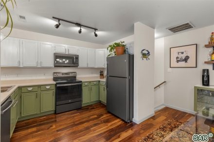 1501 Point Dr photo 29
