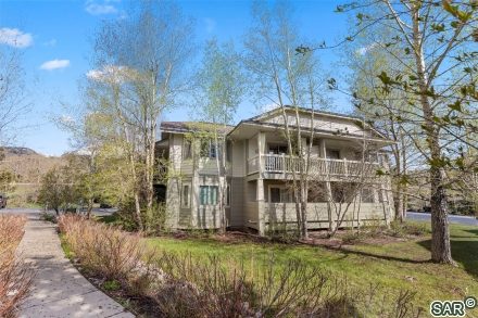 1501 Point Dr photo 32